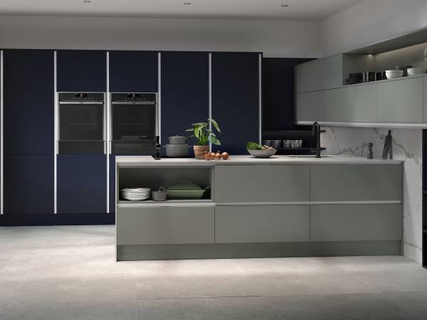 Inset Chic Fjord And Dark Blue