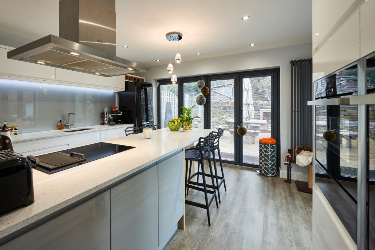 Ellam Kitchen Pic5