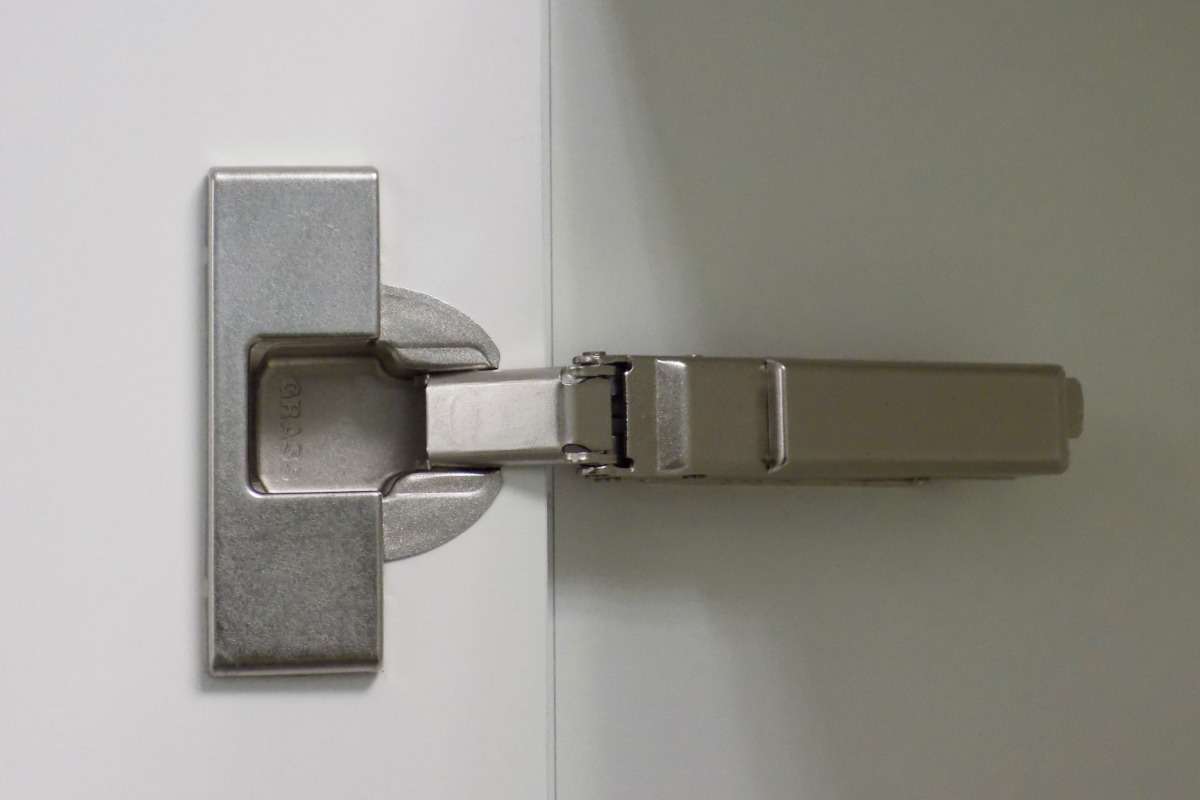 Rigid Hinge