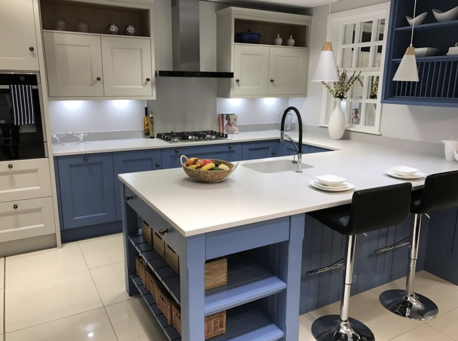 U Shaped Kitchen Counter