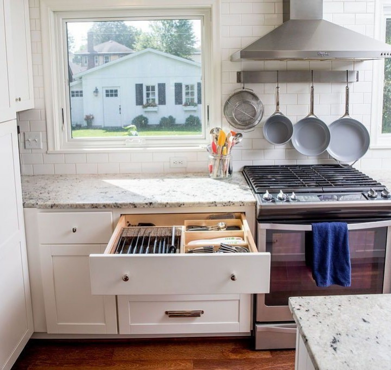 How To Organise A Kitchen Zones