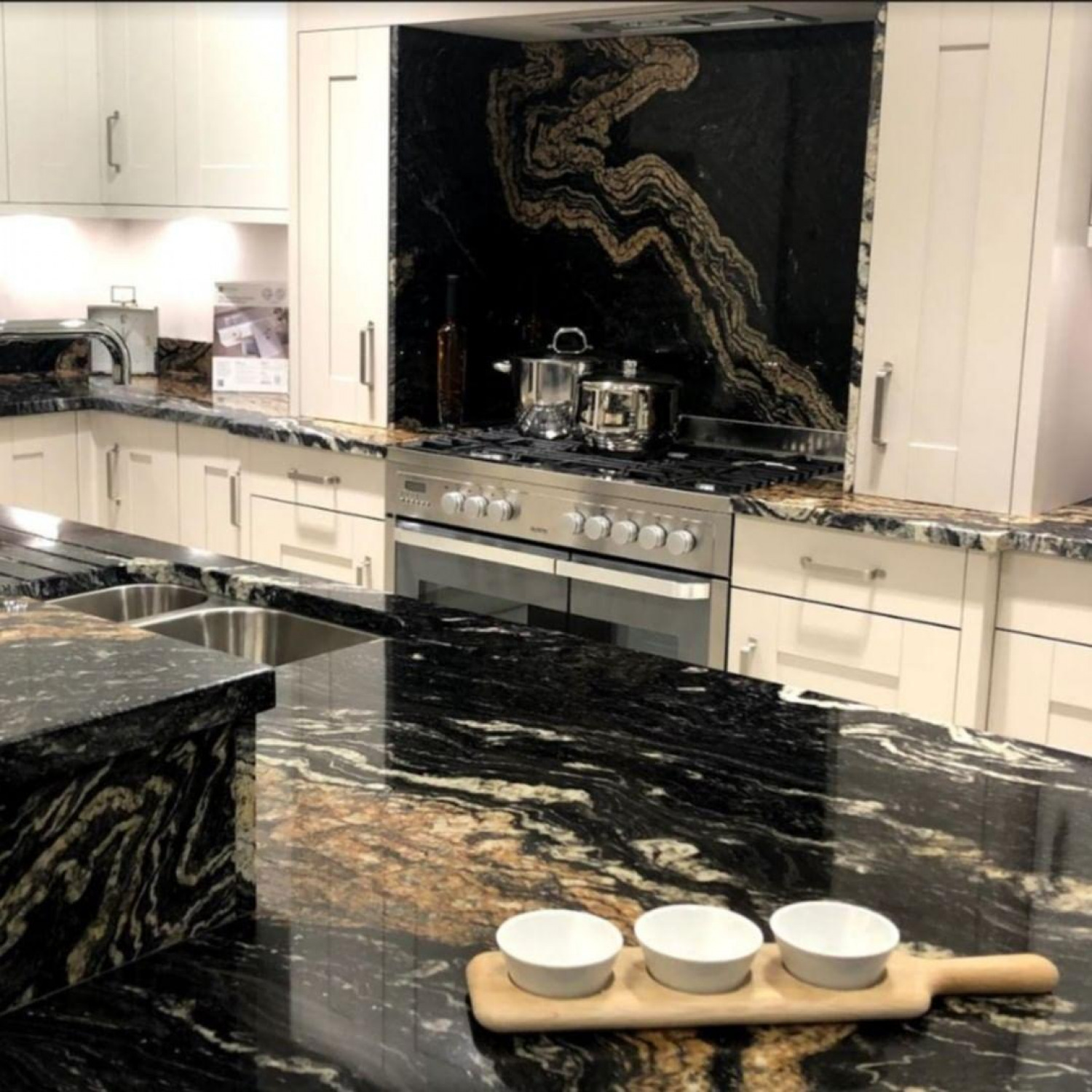 Black Gloss Kitchen Ideas Blak Tiles