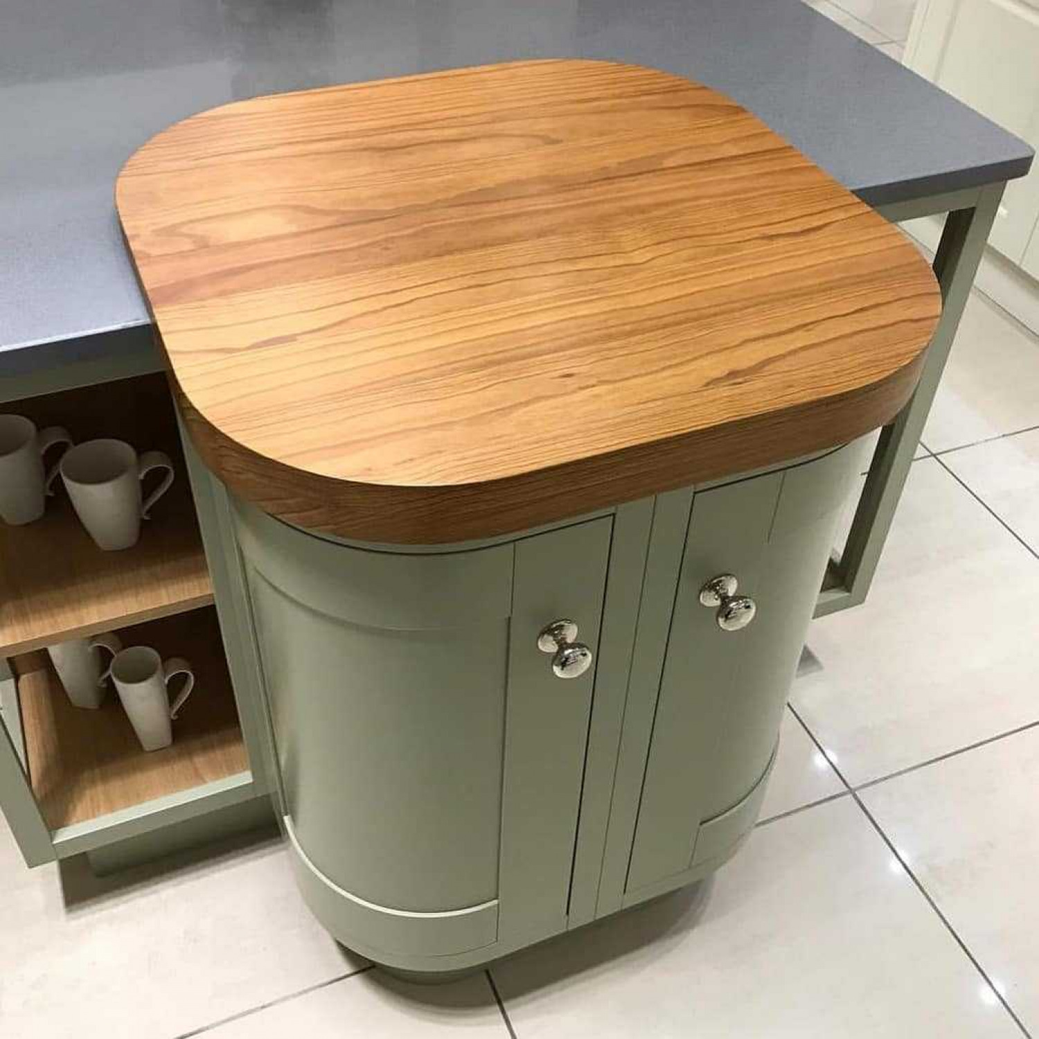 Small Kitchens Rounded Counter Island